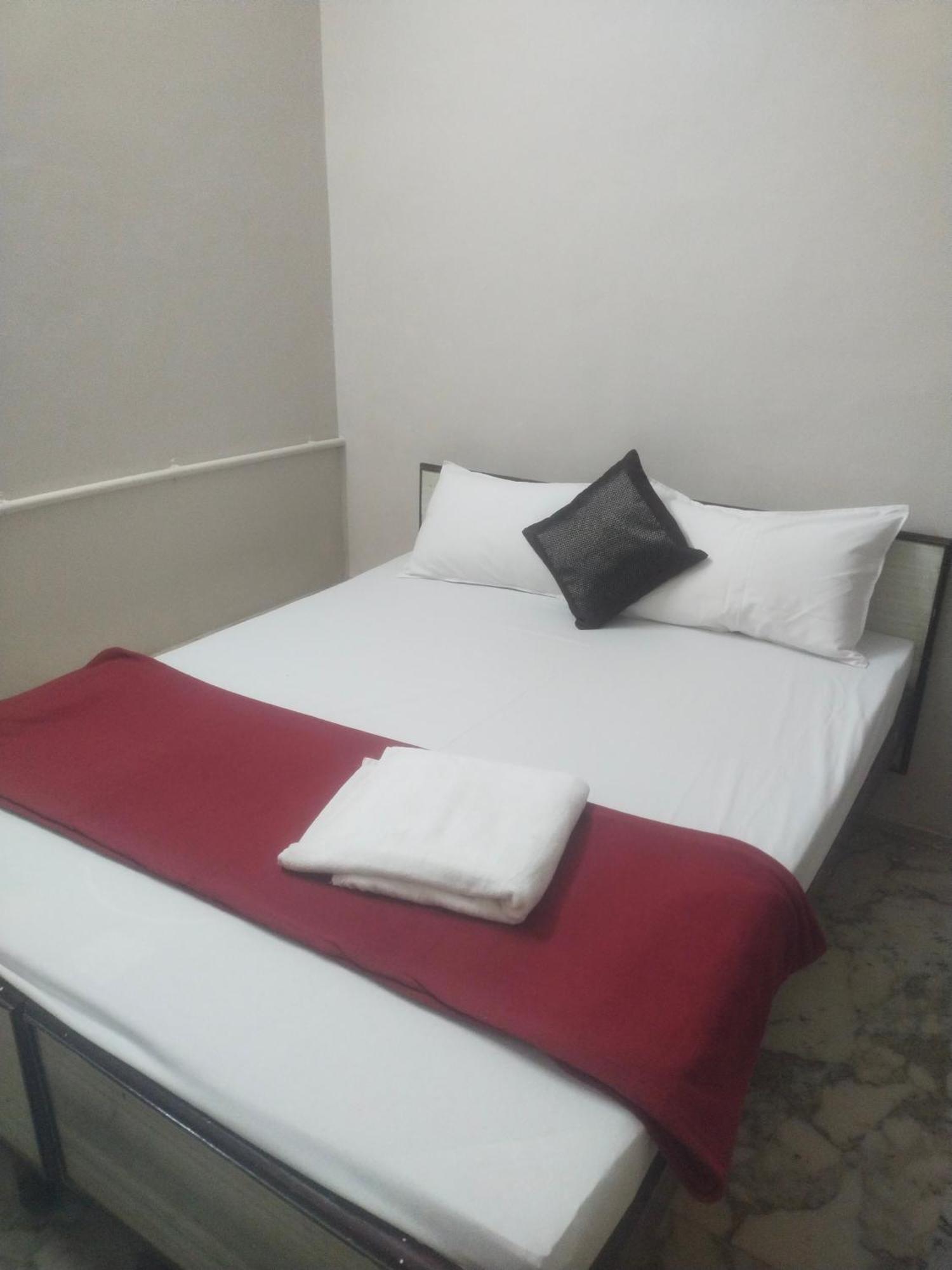 Swamy Residency Hotel Велор Стая снимка